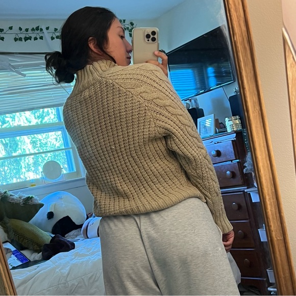 Mock Neck Sweater - Picture 4 of 4